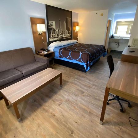 Super 8 By Wyndham Marietta/West/Atl Area Hotel Екстериор снимка